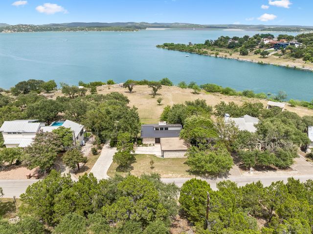 2270 Connie Dr. 